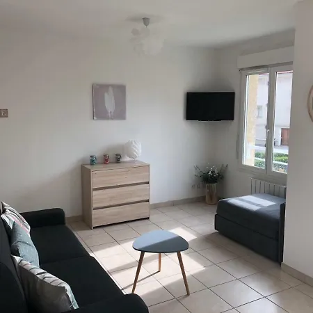 Le Clos Langin Apartment *